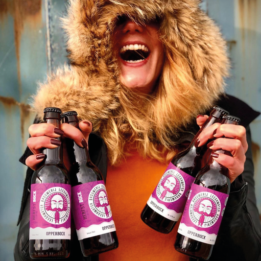 Opperbock-Bock-Bockbier-Herfst-Herfstbier- Bier-Craftbier-Craftbeer-Leeghwater-Landvanleeghwater-DeRijp-Lokaal-Lokaalbier-Medaillebier-Medaille-Zilver-Silver-Dutchbeerchallenges_seizoen-Seizoensbier